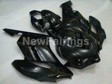 Laden Sie das Bild in den Galerie-Viewer, All Black No decals - CBR1000RR 04-05 Fairing Kit - Vehicles