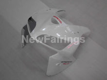 Laden Sie das Bild in den Galerie-Viewer, All Pearl White with red decals Factory Style - CBR600RR