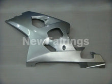 Laden Sie das Bild in den Galerie-Viewer, All Silver No decals - GSX-R600 04-05 Fairing Kit - Vehicles