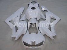 Laden Sie das Bild in den Galerie-Viewer, All White No decals- CBR600RR 13-23 Fairing Kit - Vehicles &amp;