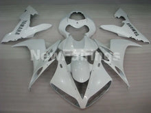 Laden Sie das Bild in den Galerie-Viewer, All White Factory Style - YZF-R1 04-06 Fairing Kit