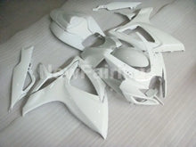 Laden Sie das Bild in den Galerie-Viewer, All White No decals - GSX-R600 06-07 Fairing Kit - Vehicles