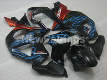 Laden Sie das Bild in den Galerie-Viewer, Black and Blue Flame - CBR 954 RR 02-03 Fairing Kit -