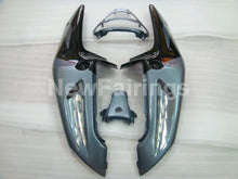 Laden Sie das Bild in den Galerie-Viewer, Black and Grey Factory Style - CBR 919 RR 98-99 Fairing Kit