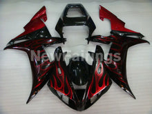 Laden Sie das Bild in den Galerie-Viewer, Black and Red Flame - YZF-R1 02-03 Fairing Kit - Vehicles &amp;