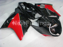 Laden Sie das Bild in den Galerie-Viewer, Black and Red No decals - CBR 1100 XX 96-07 Fairing Kit -