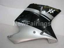 Laden Sie das Bild in den Galerie-Viewer, Black and Silver Factory Style - CBR 1100 XX 96-07 Fairing