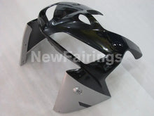 Laden Sie das Bild in den Galerie-Viewer, Black and Silver Factory Style - CBR600RR 05-06 Fairing Kit