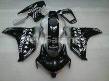 Laden Sie das Bild in den Galerie-Viewer, Black and Silver SevenStars - CBR1000RR 08-11 Fairing Kit -