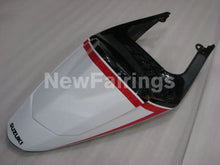 Laden Sie das Bild in den Galerie-Viewer, Black and White Beacon - GSX-R600 04-05 Fairing Kit -