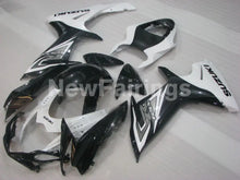 Laden Sie das Bild in den Galerie-Viewer, Black and White Factory Style - GSX-R750 11-24 Fairing Kit