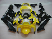 Laden Sie das Bild in den Galerie-Viewer, Black and Yellow Factory Style - CBR 929 RR 00-01 Fairing