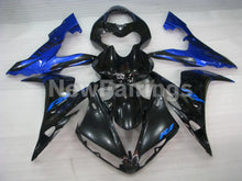 Laden Sie das Bild in den Galerie-Viewer, Black and Blue Flame - YZF-R1 04-06 Fairing Kit - Vehicles