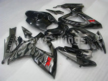 Laden Sie das Bild in den Galerie-Viewer, Black and Grey Flame - GSX-R600 06-07 Fairing Kit -