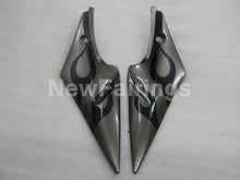 Laden Sie das Bild in den Galerie-Viewer, Black and Grey Flame - GSX-R750 06-07 Fairing Kit Vehicles