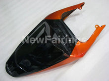 Laden Sie das Bild in den Galerie-Viewer, Black and Orange Factory Style - GSX-R600 04-05 Fairing Kit