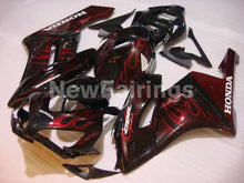 Laden Sie das Bild in den Galerie-Viewer, Black and Red Flame - CBR1000RR 04-05 Fairing Kit - Vehicles