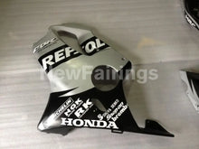 Laden Sie das Bild in den Galerie-Viewer, Black and Silver Repsol - CBR600 F4i 01-03 Fairing Kit -