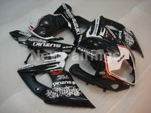 Laden Sie das Bild in den Galerie-Viewer, Black and White Beacon - GSX - R1000 05 - 06 Fairing Kit