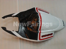 Laden Sie das Bild in den Galerie-Viewer, Black and White Beacon - GSX - R1000 05 - 06 Fairing Kit