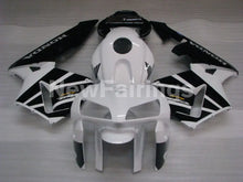 Laden Sie das Bild in den Galerie-Viewer, Black and White Factory Style - CBR600RR 05-06 Fairing Kit -