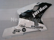 Laden Sie das Bild in den Galerie-Viewer, Black and White Jordan - GSX-R750 00-03 Fairing Kit