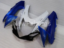 Laden Sie das Bild in den Galerie-Viewer, Blue and White Black Factory Style - GSX-R750 11-24 Fairing