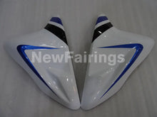 Laden Sie das Bild in den Galerie-Viewer, Blue and White Black Yoshimura - GSX-R750 11-24 Fairing Kit