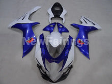 Laden Sie das Bild in den Galerie-Viewer, Blue and White Factory Style - GSX-R750 11-24 Fairing Kit