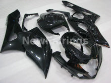 Laden Sie das Bild in den Galerie-Viewer, Gloss Black No decals - GSX - R1000 05 - 06 Fairing Kit