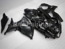 Laden Sie das Bild in den Galerie-Viewer, Gloss Black No decals - GSX - R1000 09 - 16 Fairing Kit