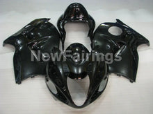 Laden Sie das Bild in den Galerie-Viewer, Glossy Black No decals - GSX1300R Hayabusa 99-07 Fairing