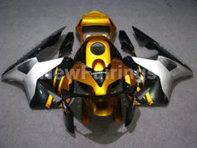 Laden Sie das Bild in den Galerie-Viewer, Gold and Black Factory Style - CBR600RR 03-04 Fairing Kit -