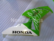 Laden Sie das Bild in den Galerie-Viewer, Green and White Flame - CBR1000RR 06-07 Fairing Kit -