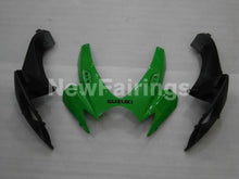 Laden Sie das Bild in den Galerie-Viewer, Green Black Factory Style - GSX-R600 06-07 Fairing Kit