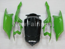 Laden Sie das Bild in den Galerie-Viewer, Green and Black Factory Style - GSX-R750 08-10 Fairing Kit