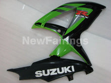 Laden Sie das Bild in den Galerie-Viewer, Green and Black Factory Style - GSX-R750 08-10 Fairing Kit