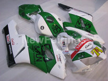 Laden Sie das Bild in den Galerie-Viewer, Green and White Castrol - CBR1000RR 04-05 Fairing Kit -