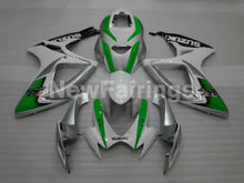 Laden Sie das Bild in den Galerie-Viewer, Green and White Silver Factory Style - GSX-R600 06-07