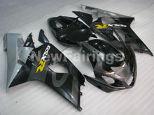 Laden Sie das Bild in den Galerie-Viewer, Grey and Silver Black Factory Style - GSX-R600 04-05 Fairing