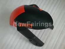 Laden Sie das Bild in den Galerie-Viewer, Matte Black and Orange Corona - GSX-R750 06-07 Fairing Kit