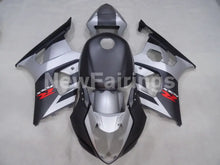 Laden Sie das Bild in den Galerie-Viewer, Matte Black and Silver Factory Style - GSX - R1000 03 - 04