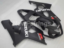 Laden Sie das Bild in den Galerie-Viewer, Matte Black Factory Style - GSX-R600 04-05 Fairing Kit -