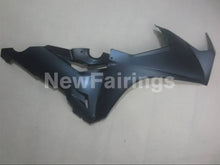 Laden Sie das Bild in den Galerie-Viewer, Matte Black No decals - CBR1000RR 17-23 Fairing Kit -