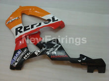 Laden Sie das Bild in den Galerie-Viewer, Orange and Red Black Repsol - CBR 929 RR 00-01 Fairing Kit -