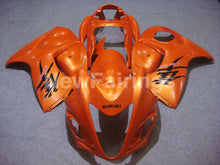 Laden Sie das Bild in den Galerie-Viewer, Orange with black decals Factory Style - GSX1300R Hayabusa