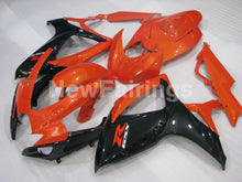 Laden Sie das Bild in den Galerie-Viewer, Orange Black Factory Style - GSX-R600 06-07 Fairing Kit