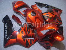 Laden Sie das Bild in den Galerie-Viewer, Orange and Black Fire - CBR600RR 03-04 Fairing Kit -