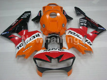 Laden Sie das Bild in den Galerie-Viewer, Orange Red and Black Repsol - CBR600RR 13-23 Fairing Kit -