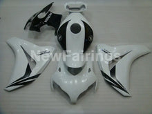 Laden Sie das Bild in den Galerie-Viewer, Pearl White and Black Factory Style - CBR1000RR 08-11